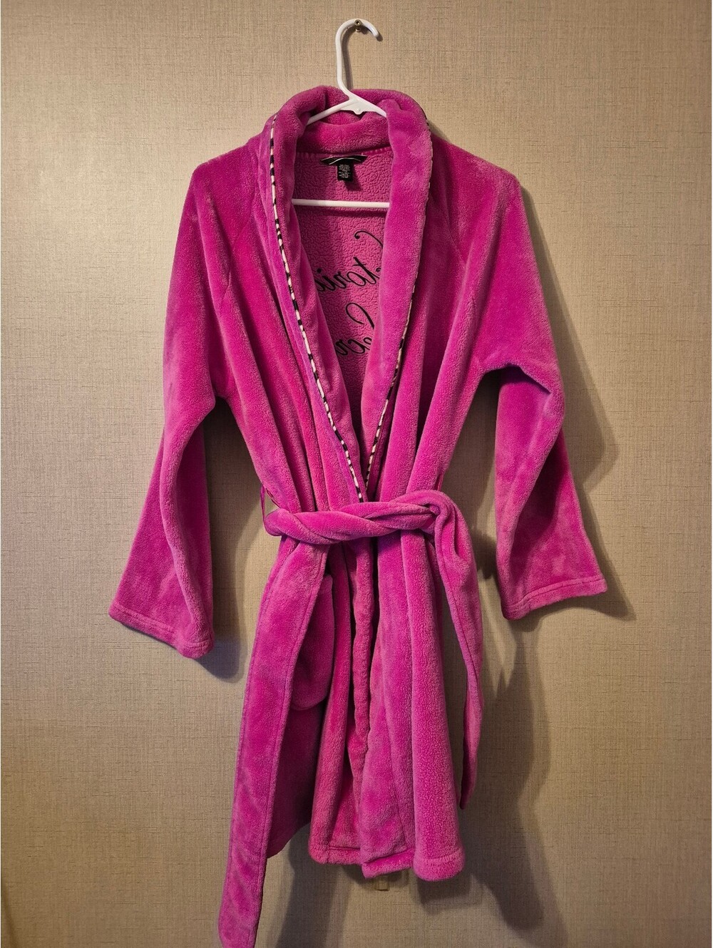 Victoria's Secret Women's Plush Pink Robe XS/S Soft Fleece Bathrobe with Belt